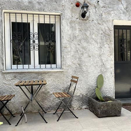 Il Cortiletto Apartment คาตาเนีย ภายนอก รูปภาพ